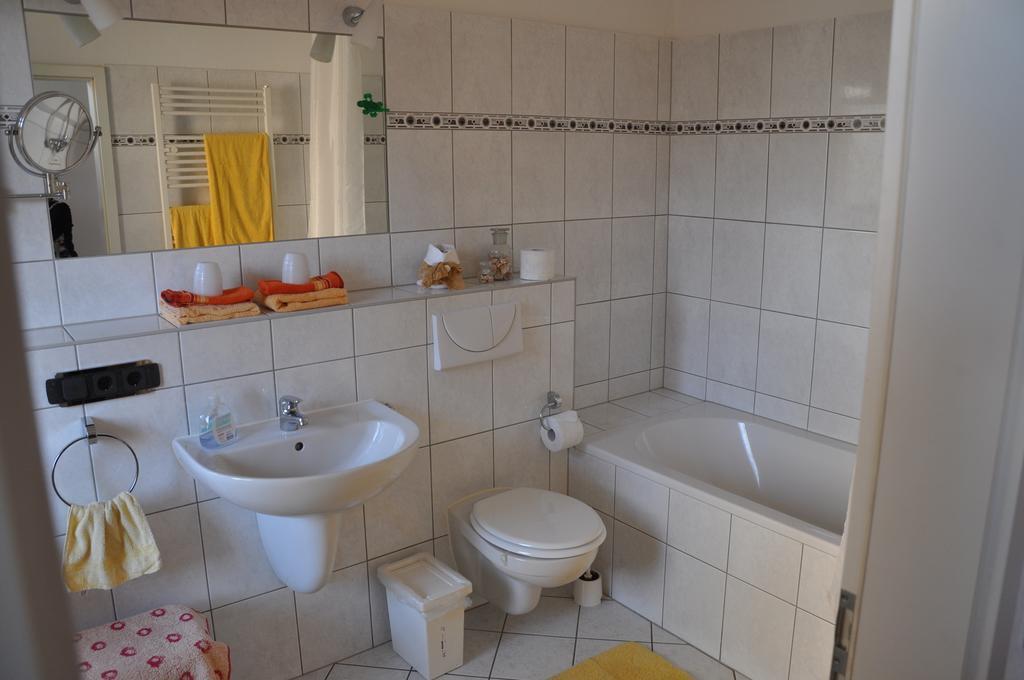 Martina'S Gastezimmer Erfurt Extérieur photo